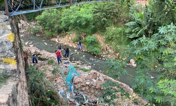 Presumen que cuerpo hallado en arroyo de Lambaré sería de un colombiano