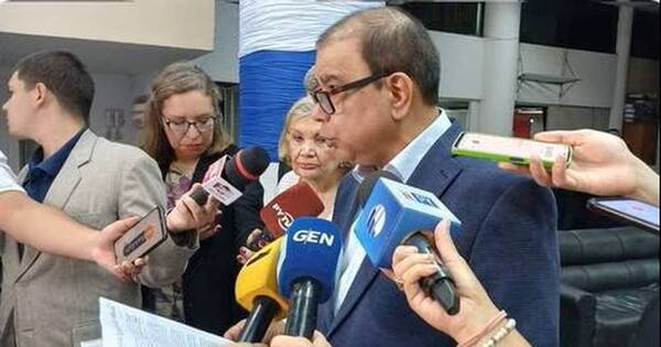 La Nación / Médicos piden sumariar a miembros del Cones