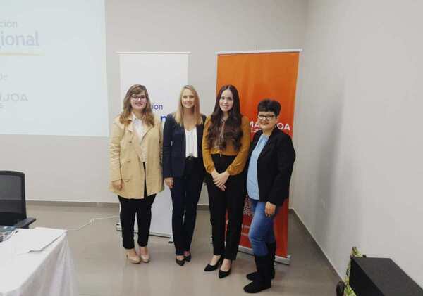 FUNDACIÓN LANZA PROGRAMA KUÑA ITAPÚA DIRIGIDO A EMPRENDEDORAS CONFECCIONISTAS DE ITAPÚA