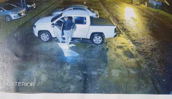 Peritaje al vehículo involucrado en trágico accidente en Hohenau