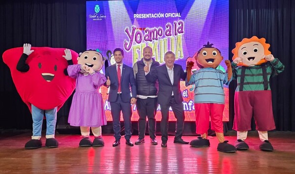 Con presencia de los Ministros del MEC y del MINNA se estrenó la Obra Musical «Yo amo a la Familia» para la Prevención del A