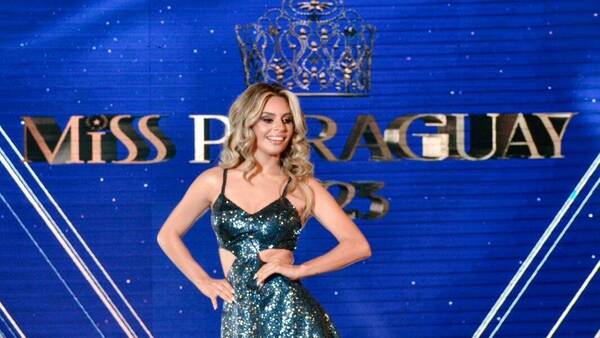 ¡Critican la supuesta baja estatura de la vicerreina de Miss Paraguay!