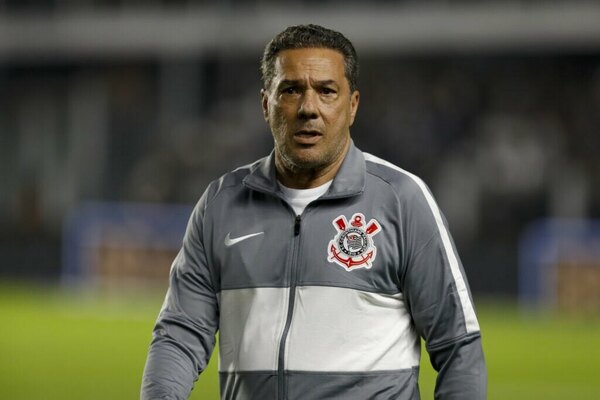 Versus / Matías Rojas y Ángel Romero se quedan sin DT en Corinthians