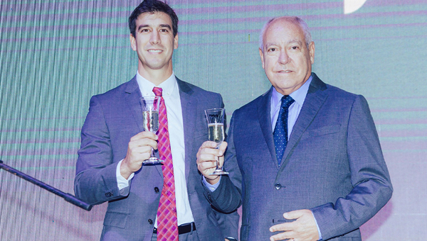 Padre e hijo siguen construyendo historia juntos: “Mi papá es el de la visión, y nosotros somos los artífices de la ejecución”