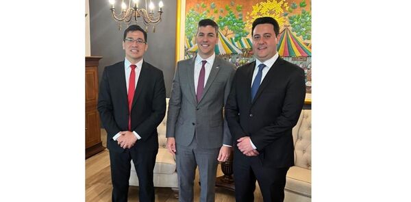 Alto Paran谩 expres贸 su inter茅s de entablar alianza con el estado de Paran谩 para encarar obras de agua y saneamiento - Revista PLUS