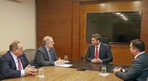 Empresa automotriz donará clínicas móviles al Ministerio de Salud