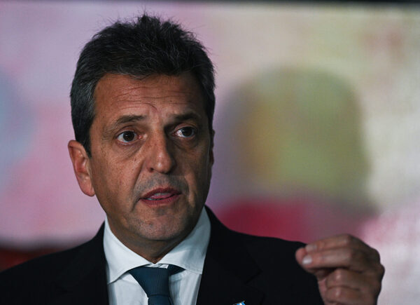 Sergio Massa pide la "derogación" de la norma que afecta a usuarios de billeteras electrónicas - MarketData
