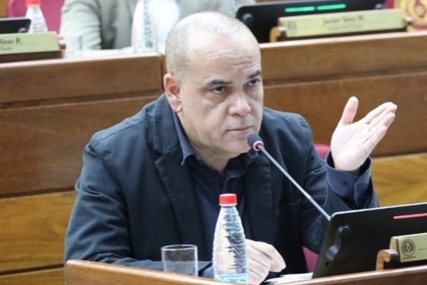 Diario HOY | Supuesto dossier de EEUU: “En el Pombéro creo, pero en fake news no”