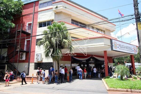 Diario HOY | Joven denuncia que su cédula fue duplicada y no puede realizar trámites