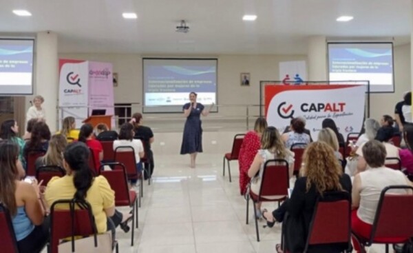 MIC realiza cursos sobre internacionalización para emprendedoras
