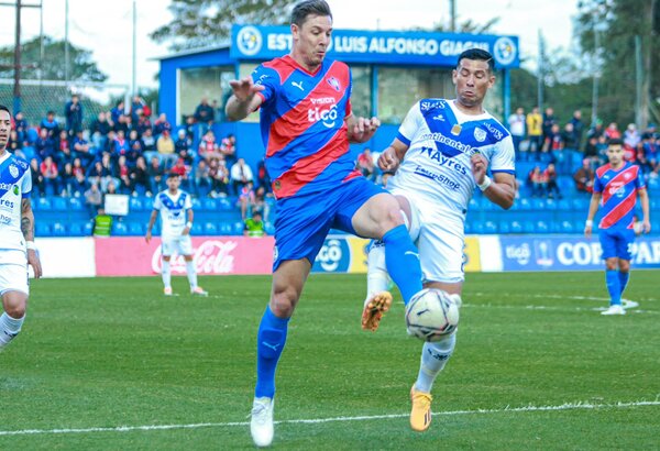 El campeón Ameliano vence a Cerro y llega a cuartos de la Copa - La Tribuna