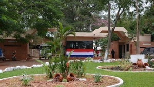 Adolescentes se fugan del Centro Educativo de Itauguá - Noticias Paraguay
