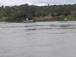 Trasladarán a marino paraguayo baleado por miembros de la Armada Argentina · Radio Monumental 1080 AM
