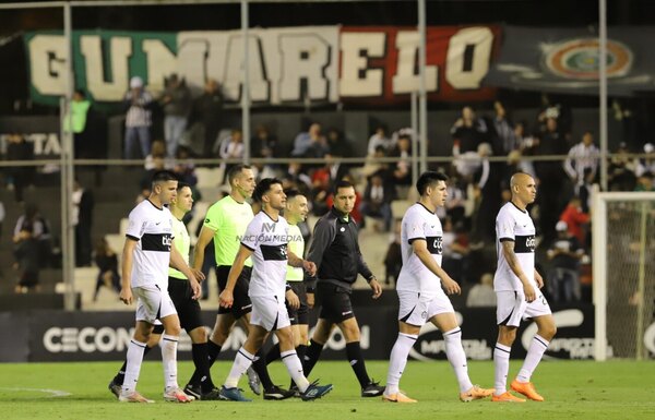 Olimpia se aleja de la zona Libertadores