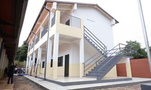 Municipalidad de Ciudad del Este inaugura nuevas obras en escuela básica del Área 4 – Diario TNPRESS