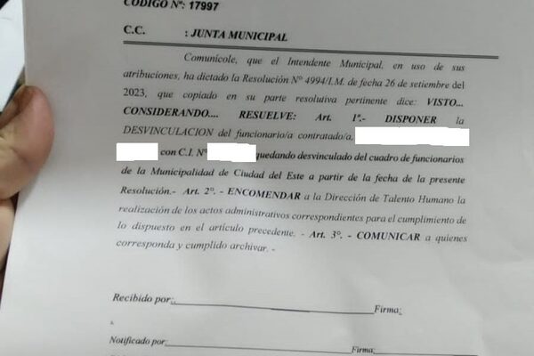 Prieto echa a funcionarios de concejales colorados, menos a los de Richard Alfonso