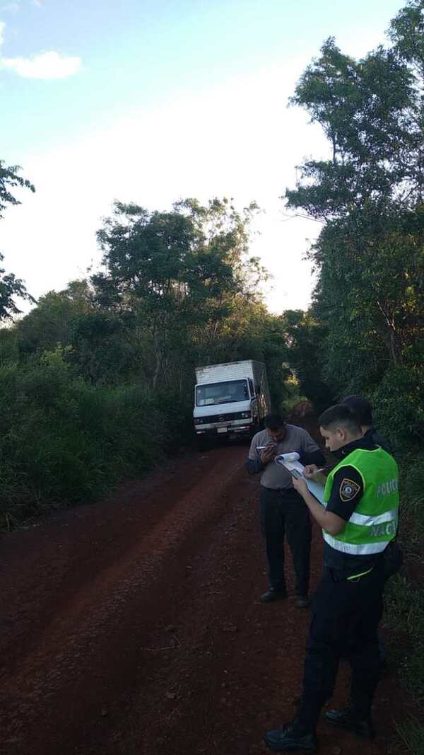 PIRATAS DE ALSFALTO DESPOJAN DE MILLONARIA SUMA A REPARTIDORES EN LA PAZ