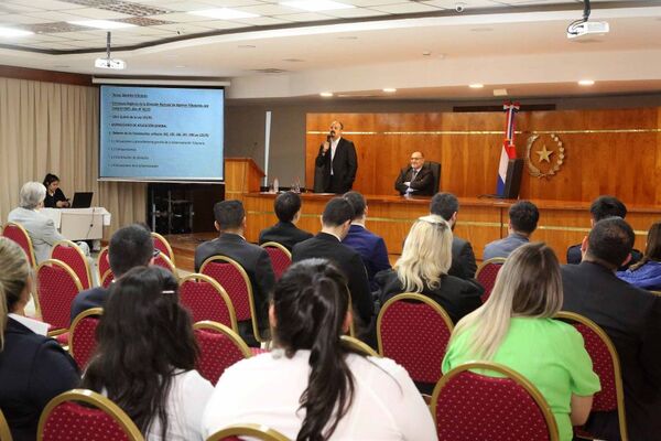 Desarrollaron Módulo VIII del Diplomado en Derecho Administrativo