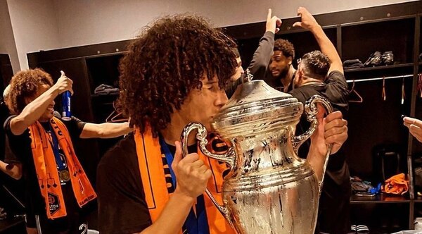 Versus / Iván Franco: su primer título con Houston, el cuarto de su carrera