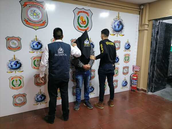 Detienen a español con orden de captura por abuso sexual en niños | 1000 Noticias