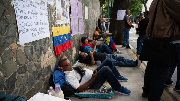 Diario HOY | Rematar la casa para vivir, la inesperada ruina de los jubilados petroleros en Venezuela