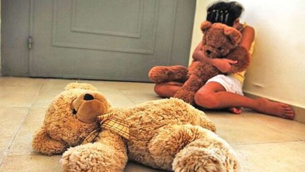 Ejemplar condena: Pastor de iglesia, su esposa y padre biológico condenados por abuso y coacción a una niña
