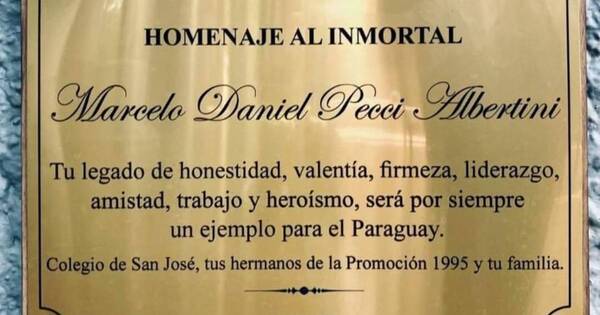 La Nación / Excompañeros de Marcelo Pecci rindieron un homenaje póstumo al fiscal