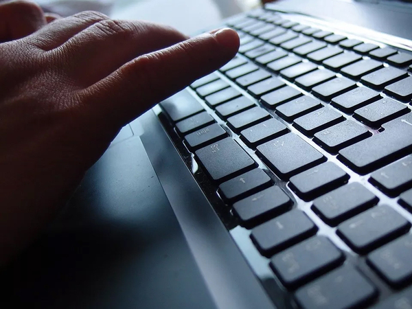 El sector mundial de los servicios gestionados en tecnolog铆a crecer谩 un 12,7% en 2023 - Revista PLUS