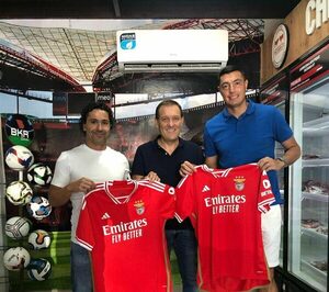 Versus / El goleador del Clausura, con visitas desde Portugal