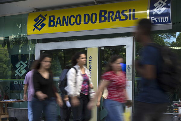 Abren investigación sobre el papel del Banco do Brasil en el tráfico de esclavos negros - MarketData