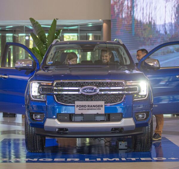 Tape Ruvicha presenta la nueva generación de Ford Ranger