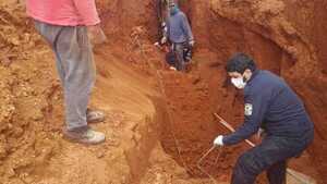 Excavación cedió y sepultó a obrero mientras colocaba tubos para alcantarillado