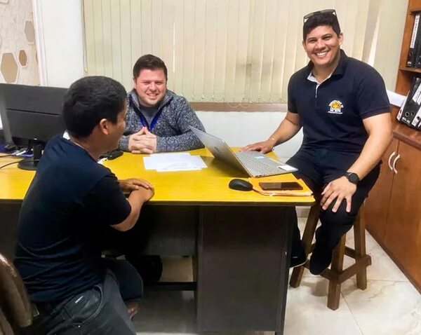 Convocan a casting para contratar a “asistentes” de Papá Noel - ABC en el Este - ABC Color