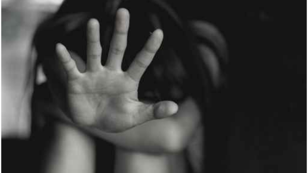 Por abusar de una niña, el papá biológico, un pastor evangélico y su esposa fueron condenados