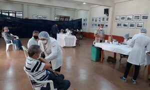 Desde el lunes iniciarán jornadas de intensificación de vacunación en Alto Paraná y Caaguazú