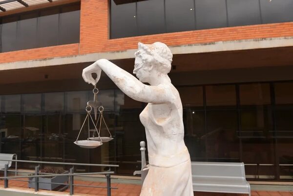 Imputan a presunto implicado en violento asalto a joyería de Ciudad del Este - ABC en el Este - ABC Color