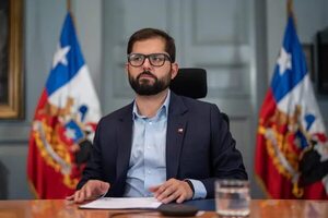 Boric presenta presupuesto general para 2024 con aumento de 3,5 % en gasto público - Mundo - ABC Color