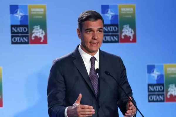 Sánchez se presenta como única opción para gobernar España al tildar a Feijóo de «candidato fallido»