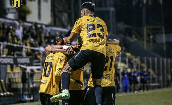 Versus / ¡Una "joya! El golazo de Romeo Benítez en la Copa Paraguay