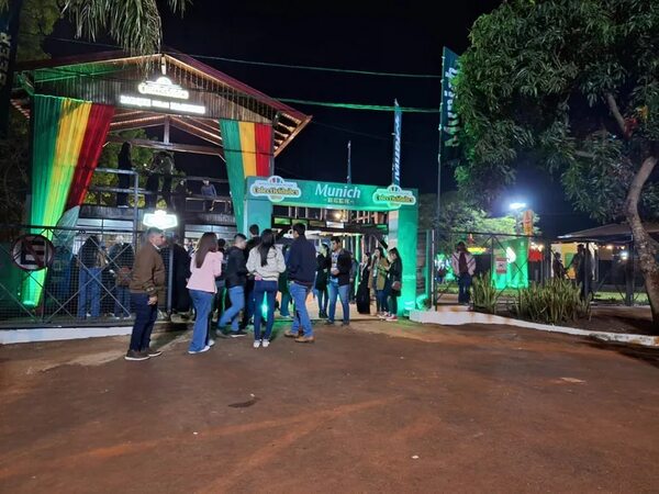 Música, danza, gastronomía y tradición en vidriera en la Fiesta Nacional de las Colectividades - Nacionales - ABC Color