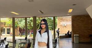 La Nación / ¡Lista para ejercer! Laurys Dyva presenta su outfit de abogada