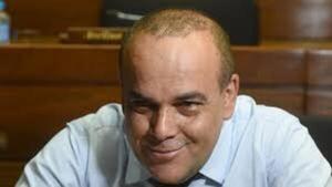 Bachi pedirá a Santiago Peña vetar desafectación a favor de ocupantes vip en Villa Hayes