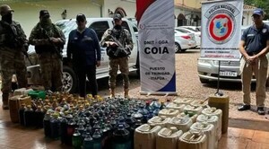 INCAUTAN CASI 900 LITROS DE COMBUSTIBLE VENDIDOS A GRANEL EN LA CALLE