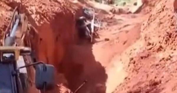 La Nación / Joven fallece por desmoronamiento en obra de alcantarillado en Itapúa