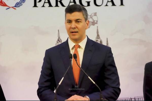 El presidente Santiago Peña avisa que vetará un proyecto de ley