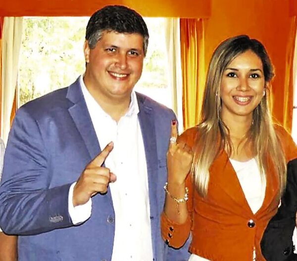 Pese a no rendir cuentas, intendentes cartistas siguen recibiendo dinero - Política - ABC Color