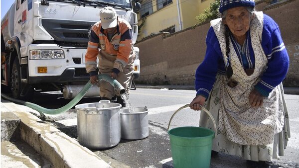 Bolivia enfrenta escasez de agua mientras una ola de calor provoca una fuerte sequía | 1000 Noticias