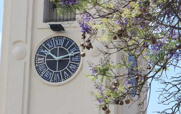 A adelantar los relojes: desde mañana rige el horario de verano - trece