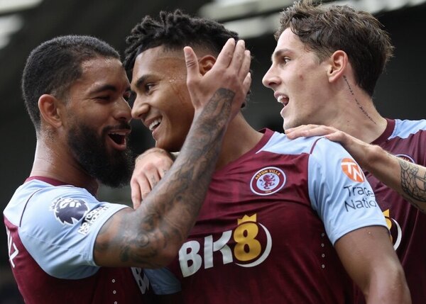 Versus / El Aston Villa no tuvo piedad del Brighton