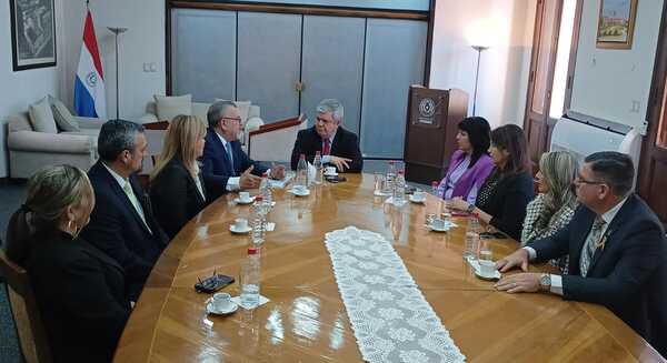 Interior se compromete en reforzar seguridad de magistrados en zonas fronterizas